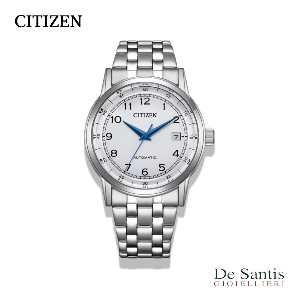 Orologio Citizen Automatico NJ0210-56A con bracciale in acciaio, quadrante bianco e lancette blu azzurrate.